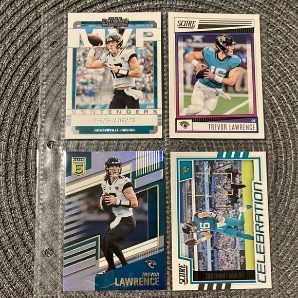💋 Trevor Lawerence, NFL Football Trading Cards, Mixed Lot of 4 - Picture 3 of 5